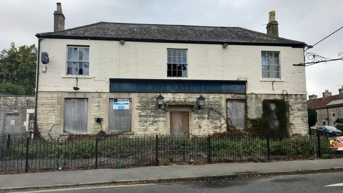Writhlington’s crumbling heritage Please save the Fir Tree Inn